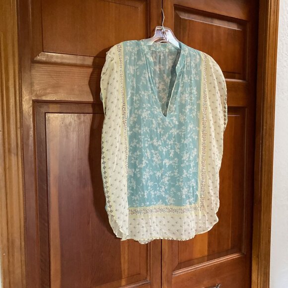 Elie Tahari Sleeveless Blouse with Camisole - Medium - Blue and Yellow Pattern - Picture 8 of 15